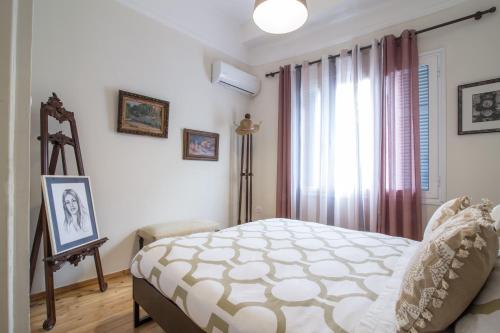 Koukaki Traditional Apartment - Tap to explore photos