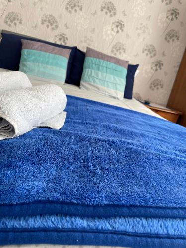 Double Room with Shared Bathroom image 4