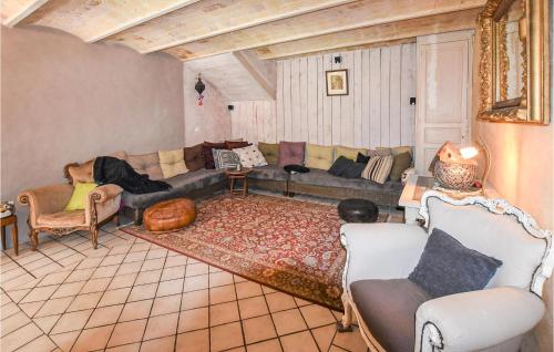 Nice home in Nyons with WiFi and 3 Bedrooms gîte à louer Nyons