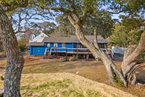 Dolphin Cove - Whole WATERFRONT House with Dock