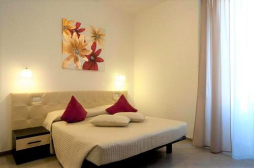 Ara Pacis Inn, Roma