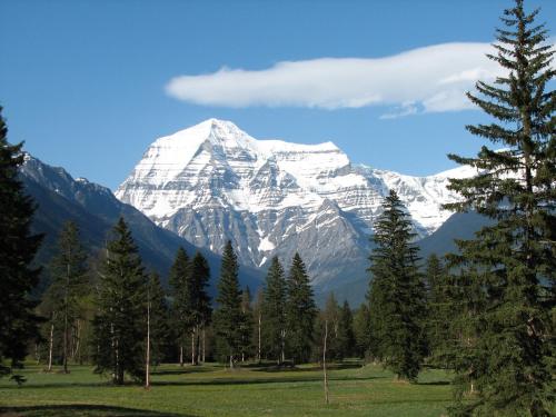 Skats, Mount Robson Lodge in Tête Jaune Cache (BC)