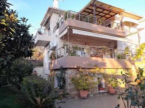 VILLA ALEXIS gîte à louer Dhimínion