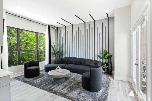 THE RED DOOR - Ultra Modern Atlanta Home - DesignedByDom in Atlanta, USA