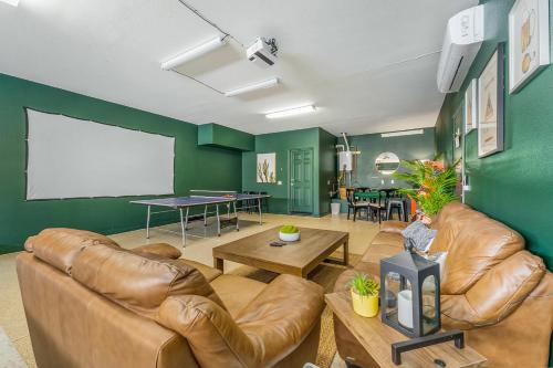 GAMEROOM, King Beds, Movie Projector, Heated Saltwater Pool, Golf and Games!, Indio (zdjęcie 7)