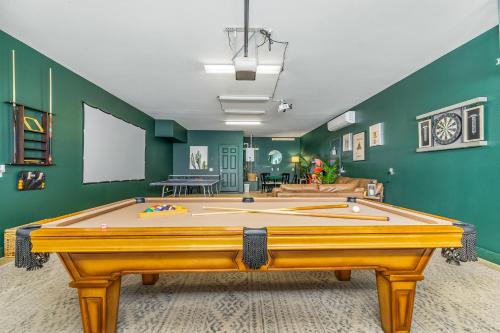 GAMEROOM, King Beds, Movie Projector, Heated Saltwater Pool, Golf and Games!, Indio (zdjęcie 5)