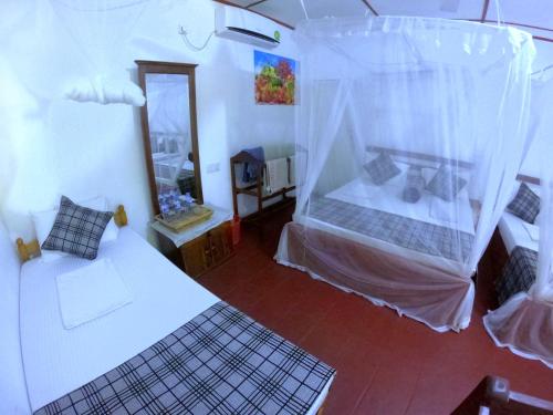 Deluxe Family Room image 1