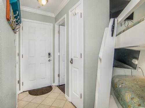 Seascape 2118 Condo - image 9