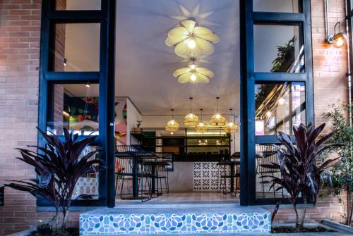 Bejárat, 103 Wonderful House in Északnyugat (Lakossági Terület)