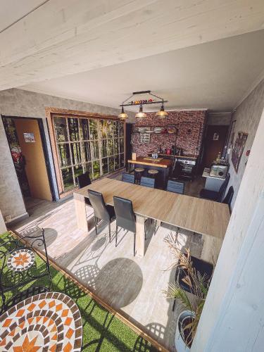 Van Gogh gare By Joyca Chambre privée (Van Gogh gare By Joyca Chambre privee) in Epinal