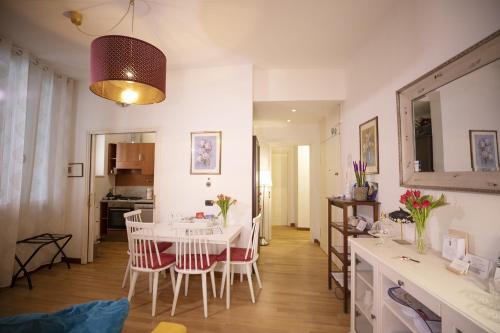 Like Romeo Suites - 식음료(F&B)