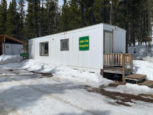 Jade City Bungalow in Bell 2 (BC)