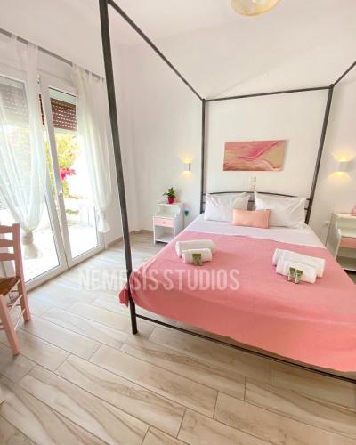 Nemesis Studios, Aegina (fotografie 9)