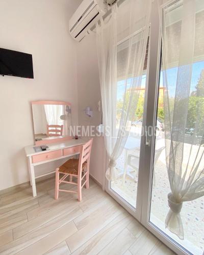 Nemesis Studios, Aegina (fotografie 8)