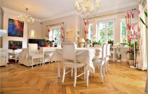 Apartment Avignon Rue Des Camilias - image 7