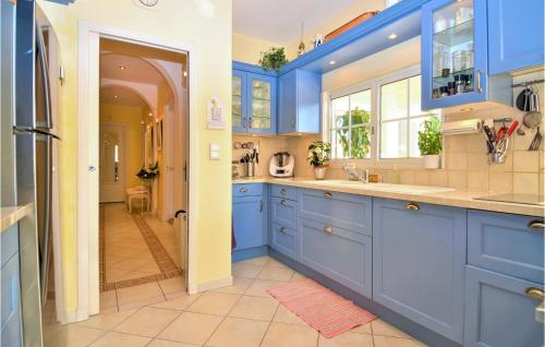 Apartment Avignon Rue Des Camilias - image 9