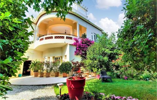 Apartment Avignon Rue Des Camilias - image 12