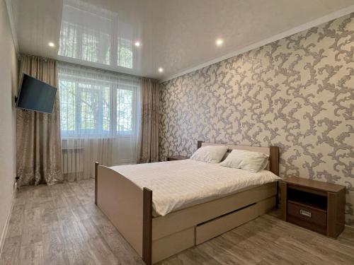 Абая 35, центр, 1-комн. квартира целиком с белым постельным in Petropavlovsk