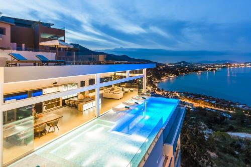 Panoramic Beach- and Seaview Duplex Studio  - 숙소 외관