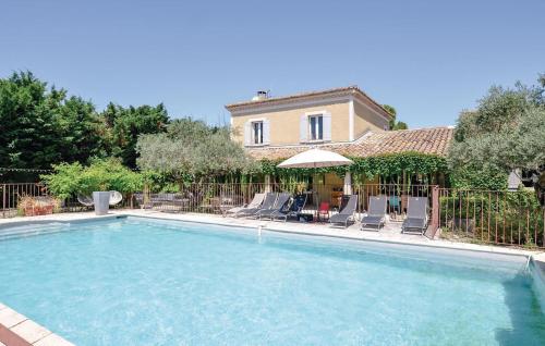 Lovely Home In Cavaillon With Outdoor Swimming Pool - Location saisonnière - Le Thor