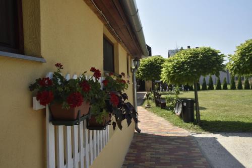Hotel Napsugár - main image