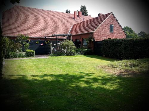 Dārzs, Twisterhof, appartement Anna, in Walchum