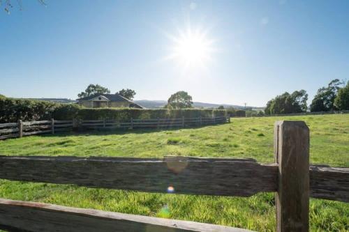 Rural apartment with stunning views!