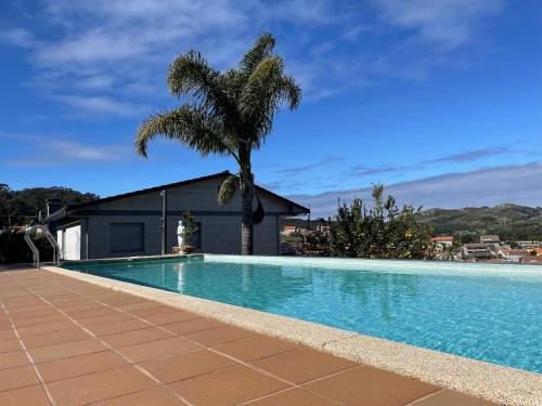 CHALET CON VISTAS AL MAR, PISCINA, PISTA FUTBOL...IDEAL PARA FAMILIAS CON NIÑOS