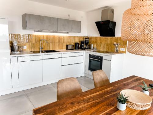 Cozinha, TANTE IDAS Apartments in Lindau in Centro da cidade