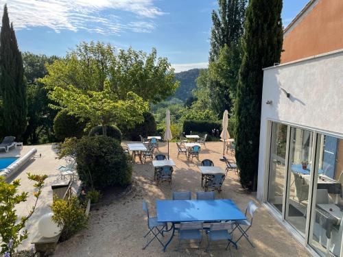 Létesítmények, HOTEL LE MAS D'HeLeNE in Vaison-la-Romaine