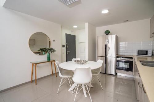 Apartment with Balcony image 10