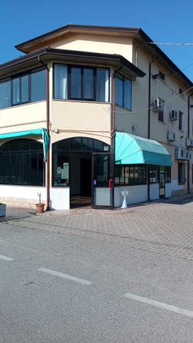 LA FENICE Hotel de charme Pila