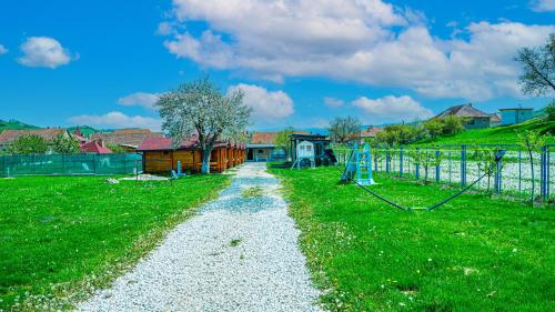 La Căsuțe La Căsuțe