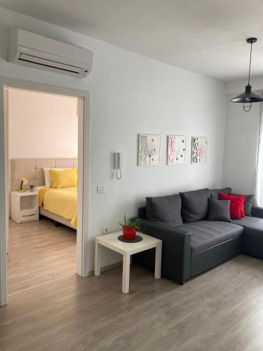 Rovena's Apartment - free parking, Tirana (foto 6)