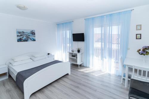  Benic Apartments, Pension in Mlini