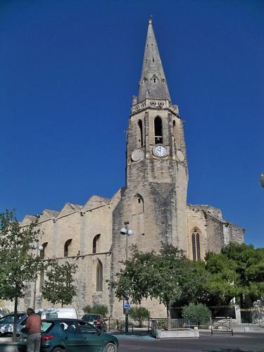 Maison paisible et ensoleillée - Avignon