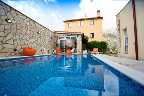 Mejic Apartments in Prcanj