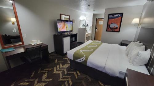 Quality Inn & Suites Salina National Forest Area in Salina