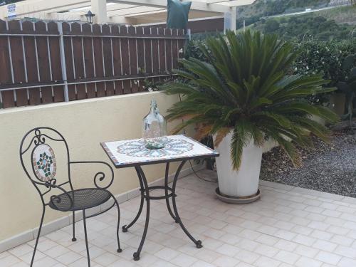  3 Bed Apt loc Marinella Pizzo Vv 89812 Calabria, Southern Italy in Casa Carrieri