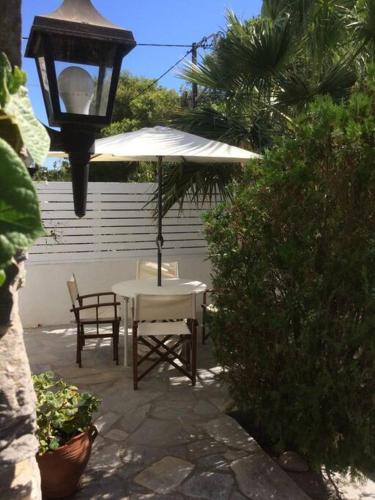 Guesthouse in Drios, Paros island, Greece. gîte à louer Chrissi Akti 