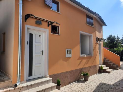 Apartmani Eva - studio, soba - - Apartment - Pješčana Uvala