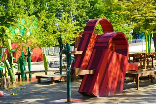 Pulverhütte Gästehaus im egapark - ein Projekt der Lebenshilfe Erfurt Service gGmbH Pulverhütte Gästehaus im egapark - ein Projekt der Lebenshilfe Erfurt Service gGmbH