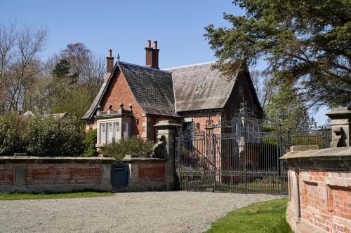 ALTIDO The South Lodge at Balcarres