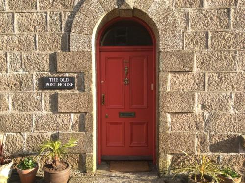 The Old Post House B&B – khách sạn tại St Just