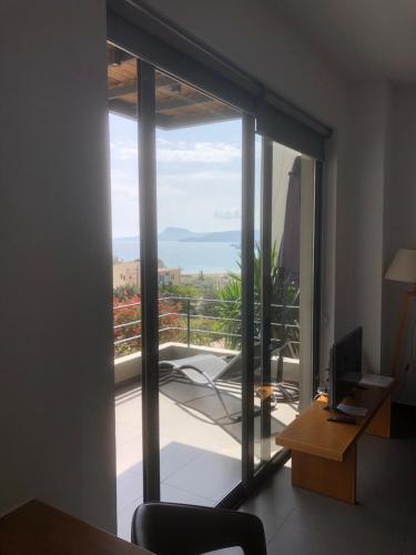  Seametry Apartments in Souda