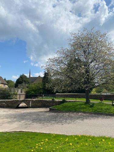 Stylish one bedroom Cotswold Coach House Tetbury Over view