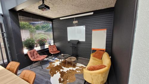 Hôtel Le Valois Cognac Centre - image 3