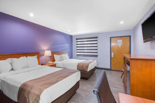 Quality Inn Near Hollywood Walk of Fame in Los Angeles, USA