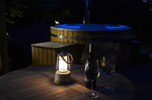 Stamford Meadows Glamping with Private Hot Tubs 4