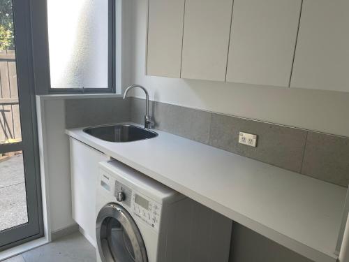 Stunning park side holiday home in Wigram